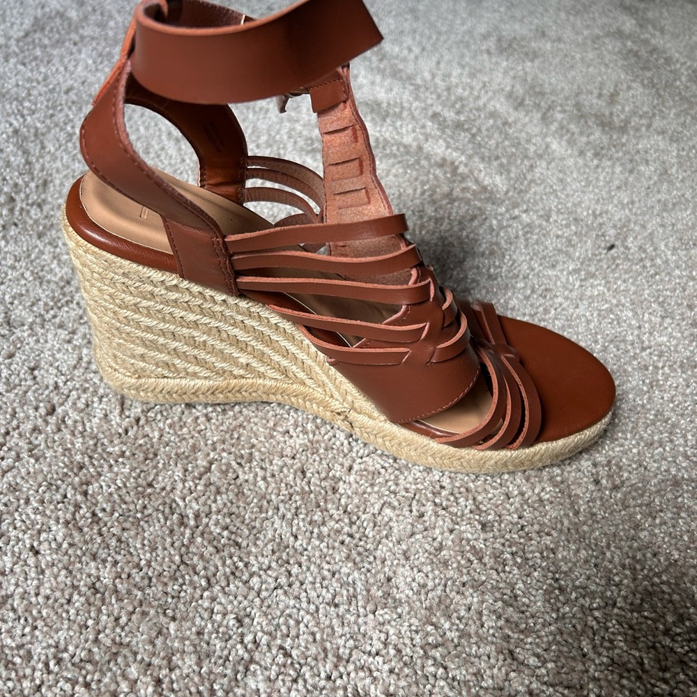 JustFab Brown Espadrille Platform Shoes
